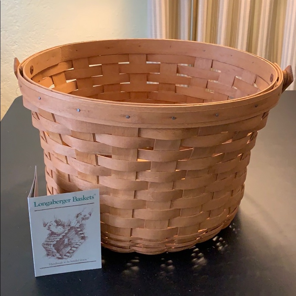 1989 Longaberger Fruit basket